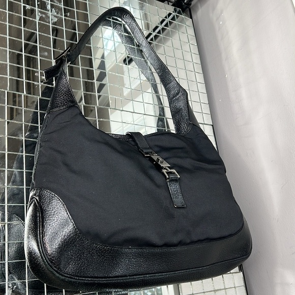 Gucci Jackie Black Nylon Pebbled Leather Black Metal Piston Closure Shoulder Bag - Picture 3 of 16